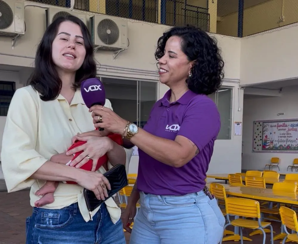 Com 18 dias de resguardo, fabricianense que já morou e votou em Portugal exerce direito ao voto