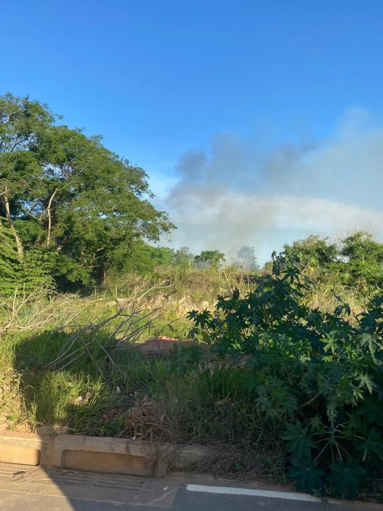 Avião da Polícia Militar cai próximo ao aeroporto do Vale do Aço