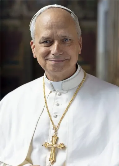 Papa Leão XIV anuncia cirurgia para retirar nódulo no pulmão