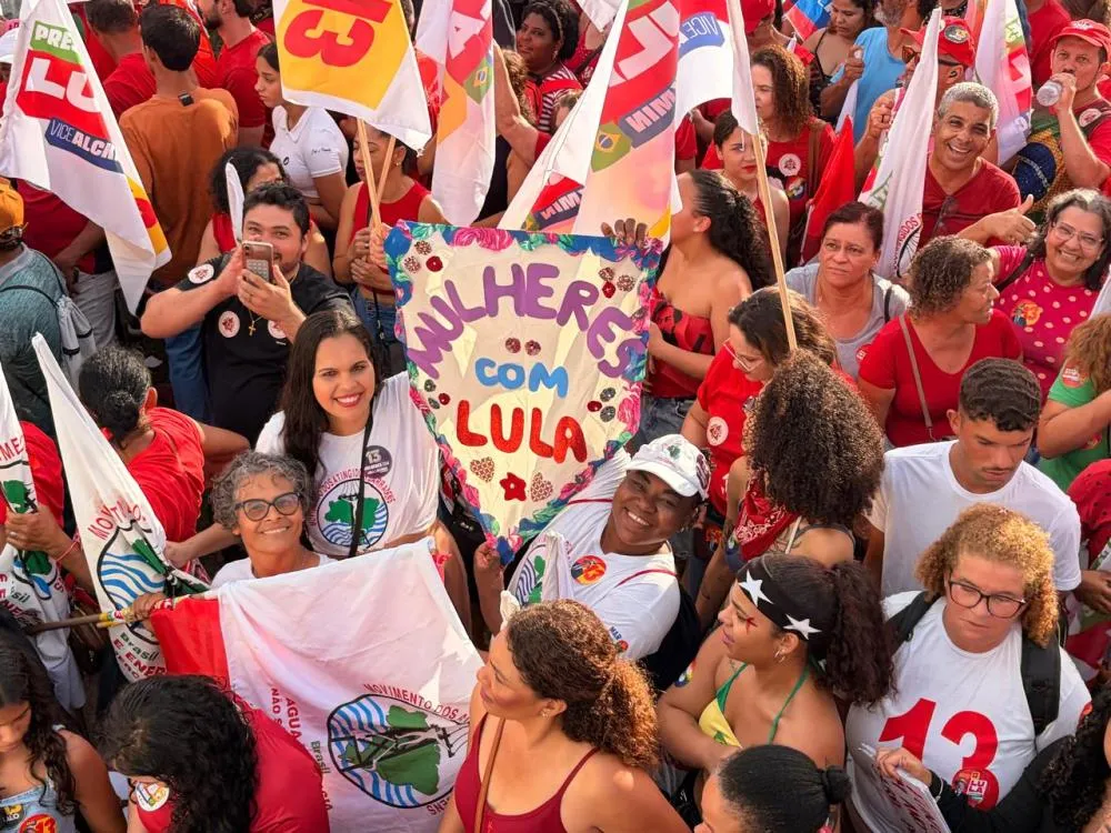 Veja todas as fotos feitas pelos Canais VOX durante a passeata de Lula em Ipatinga