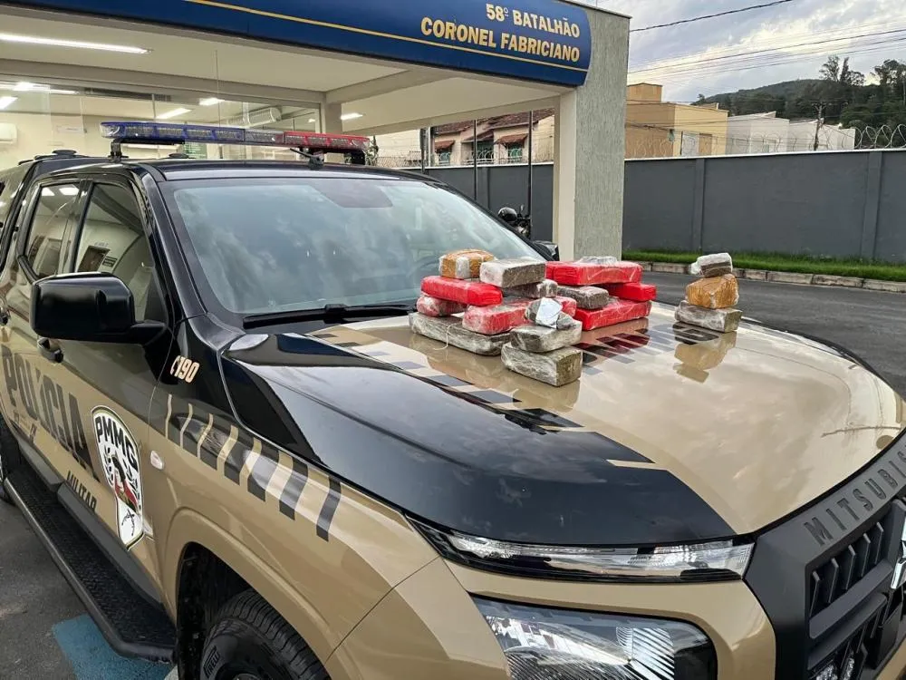 PM apreende grande quantidade de drogas e prende mulher em Coronel Fabriciano