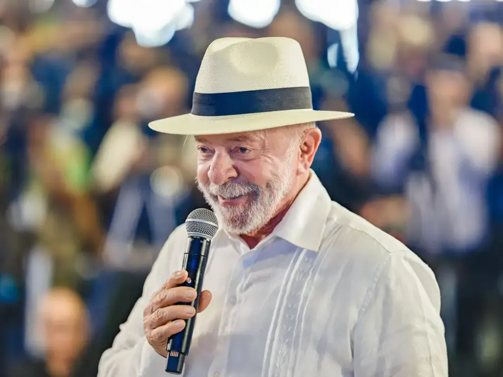 Lula é reeleito presidente do Brasil pela 4ª vez